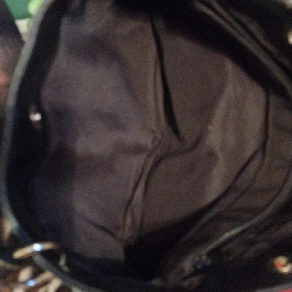 Black basic - Picture 2 of 2